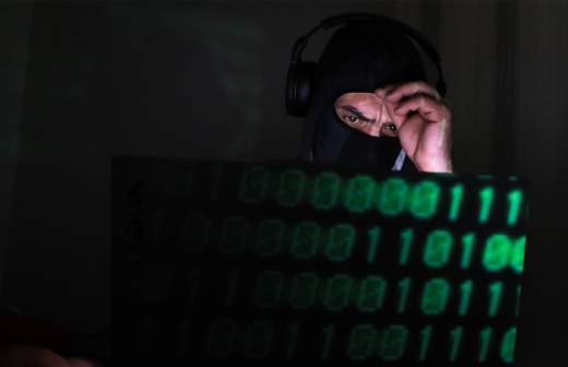 
                    В МВД рассказали об использовании мошенниками иранских и грузинских номеров

        