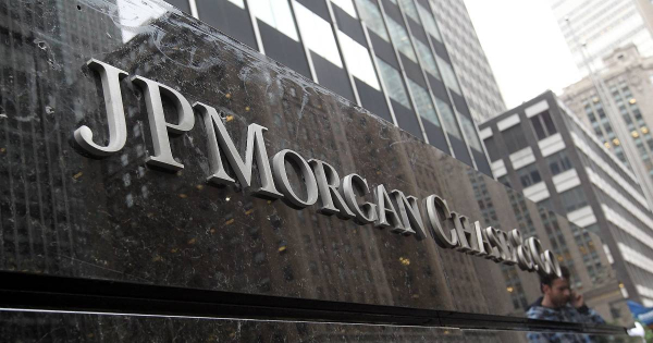 
                    JPMorgan и DBS развивают депозитные токены как банковскую альтернативу стейблкоинам                