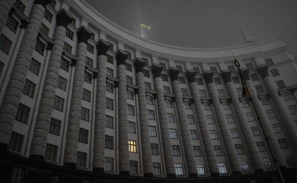 
                    САП обвинила соратника Зеленского в &laquo;преступном&raquo; вмешательстве в оборону
                