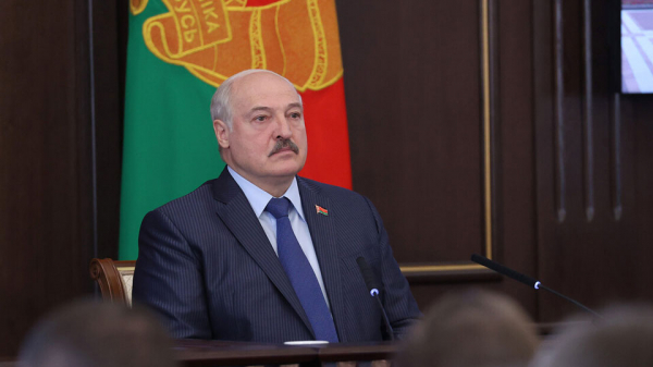 Лукашенко выразил надежду, что тягомотина&raquo; на Украине скоро закончится