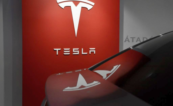 
                    Компания Tesla прекратит использовать китайские детали в своих электромобилях                